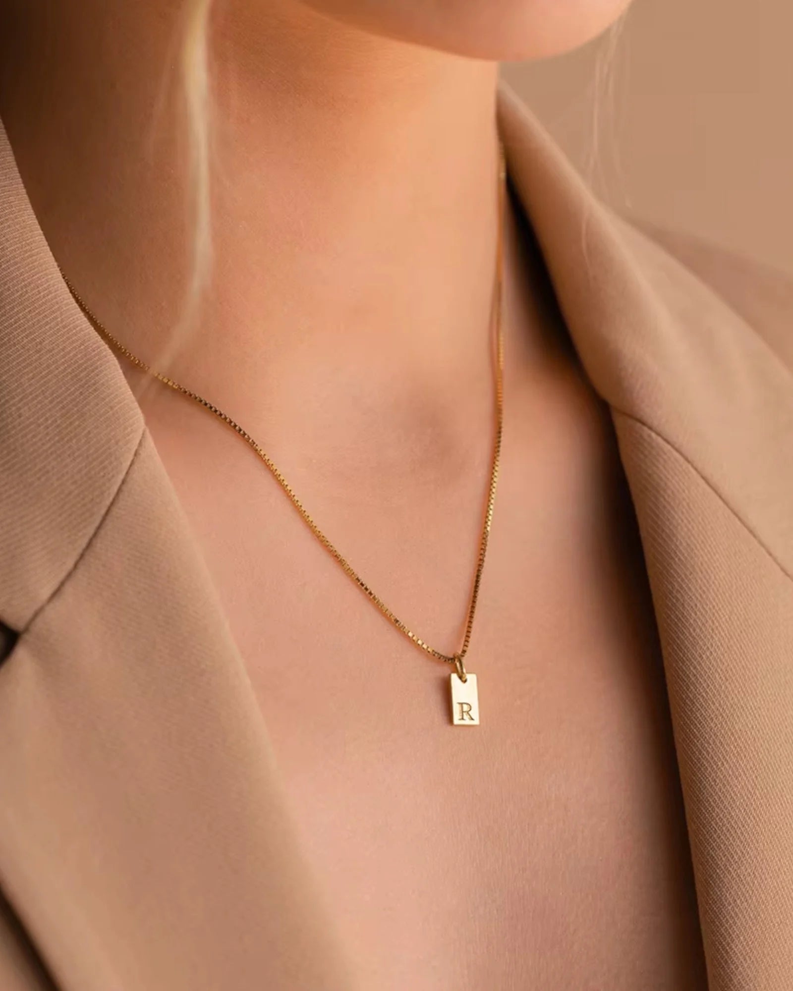 Vaia Initial Card Necklace